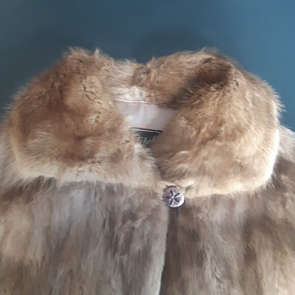 1965 Muskrat Jacket SZ S Mitchell Fur Co., Women's Beige Jacket Coat - Picture 6 of 16